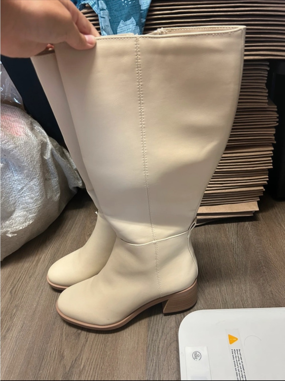 Soda Cream Knee-High Heeled Boots